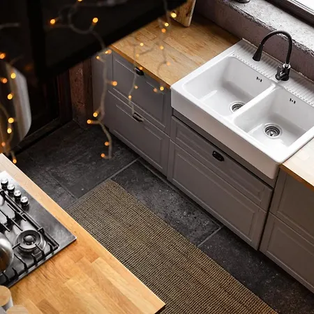 Hidden Stone * Zarouhla