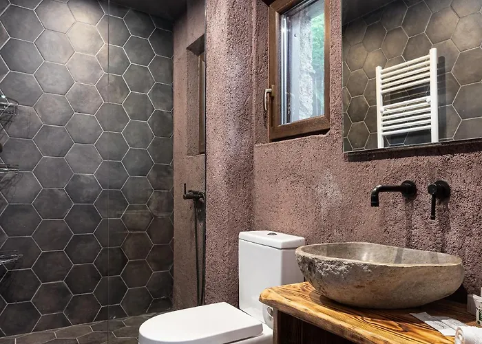 Hidden Stone Zarúhla