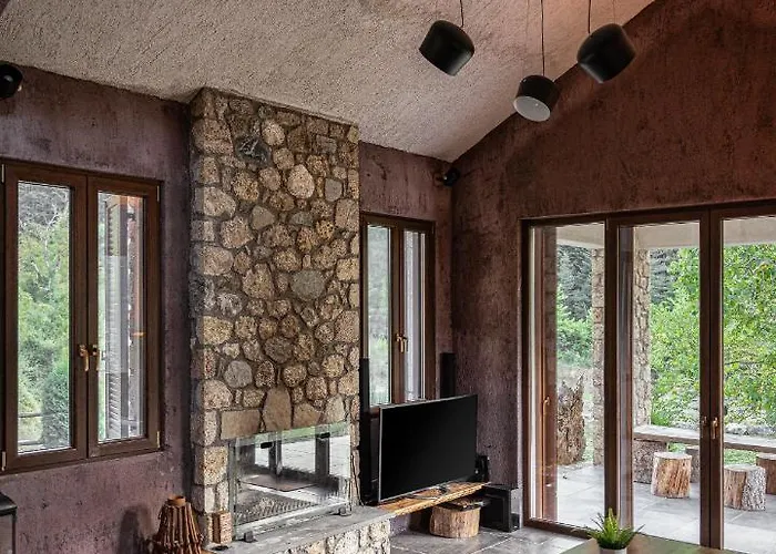 Hidden Stone * Zarúhla